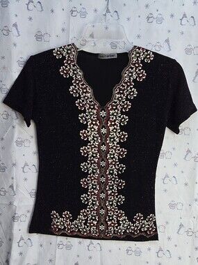 Southpoint black knit top intricate flora v-neck shimmering purple threading. S